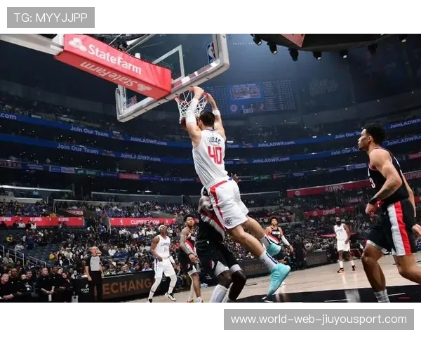 快船战术板被拆解，进攻效率为何直线下滑？