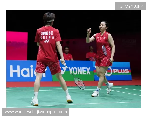 羽毛球亚团赛贾一凡网前封堵，轻推直接逼出失误